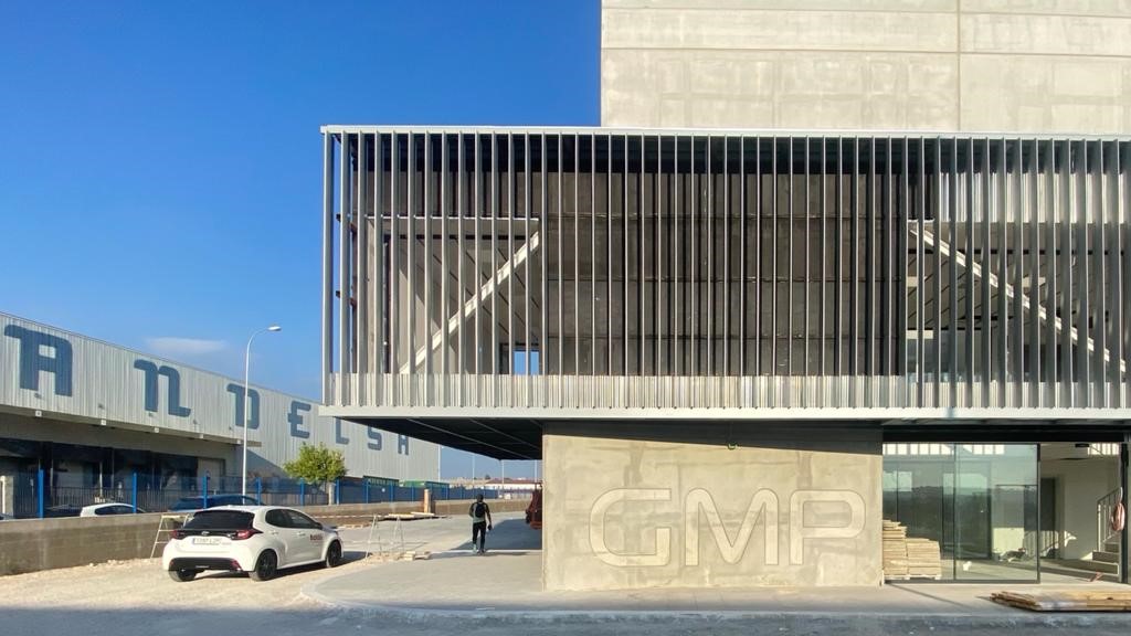 GMP4 Nave plásticos GMP